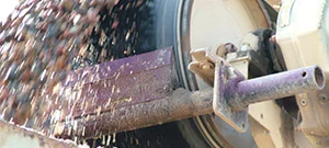 EZP1 conveyor belt precleaner in operation